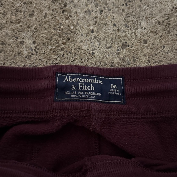 Y2K Abercrombie & Fitch Joggers - Picture 2 of 3